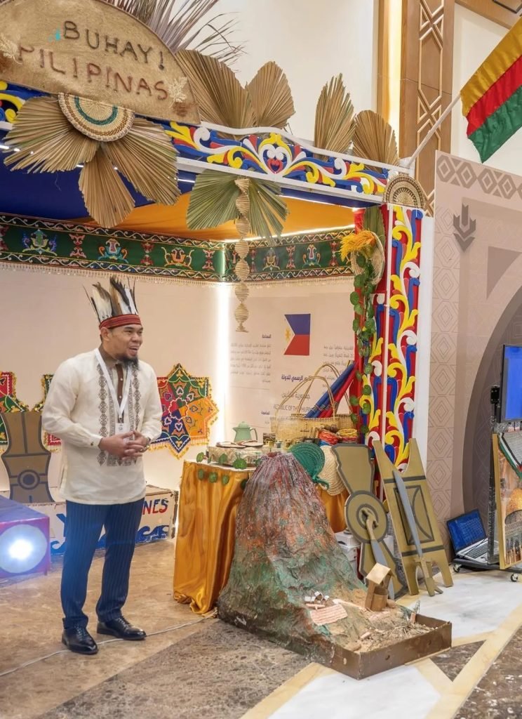 جامعة القصيم تختتم مهرجان “تراث الشعوب” الخامس بمشاركة أكثر من 90 دولة وحضور تجاوز 110 آلاف زائر
