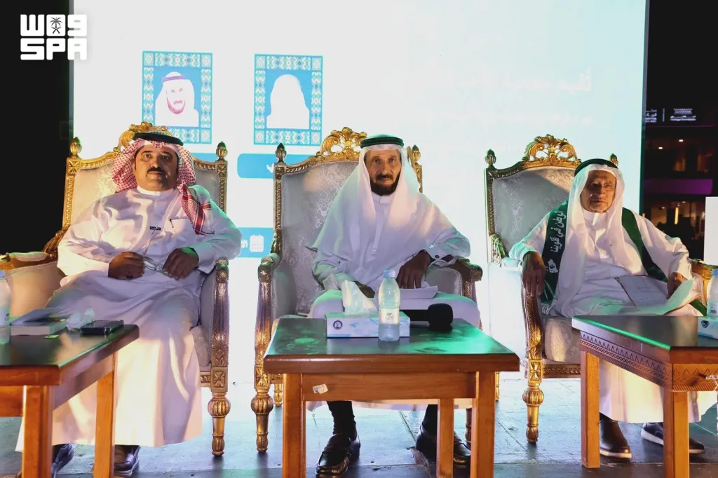 «الشعر في حضرة الوطن».. أمسية وطنية تجمع الأدب والتراث في قرية رجال ألمع